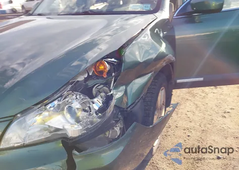 2010 Subaru Outback 2.5I Premium z USA, uszkodzony, nr VIN 4S4BRBCC9A3366731